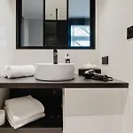 Les De Socrate Hotel Le Vaudreuil