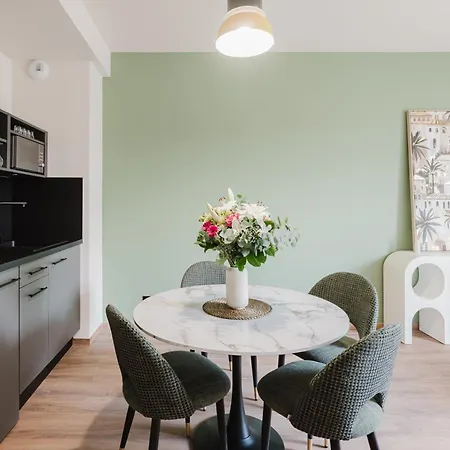 Les De Socrate Szálloda