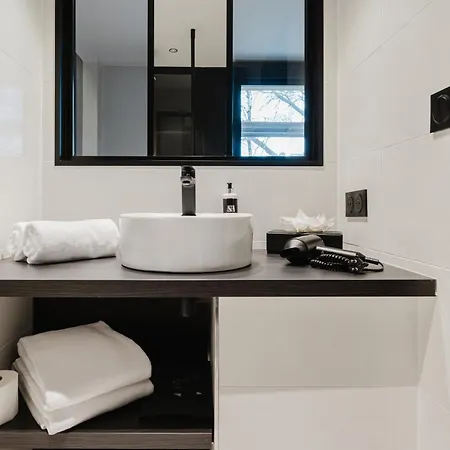 Les De Socrate Hotel Le Vaudreuil