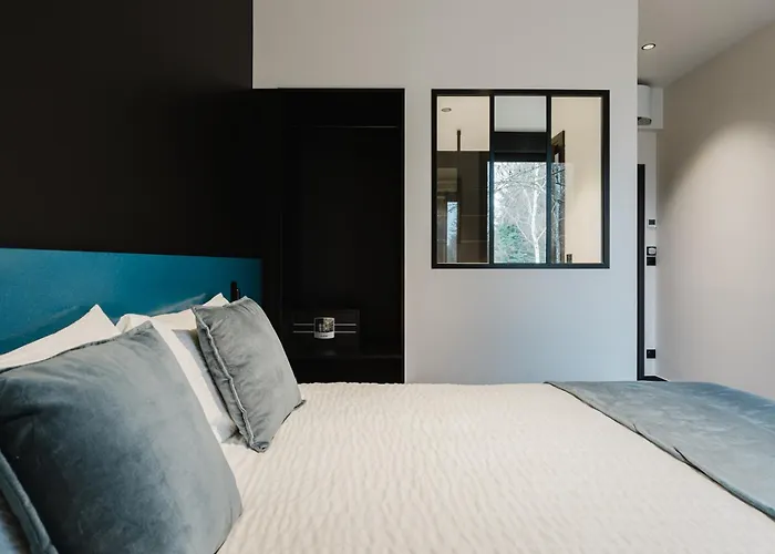 Les De Socrate Hotel Le Vaudreuil